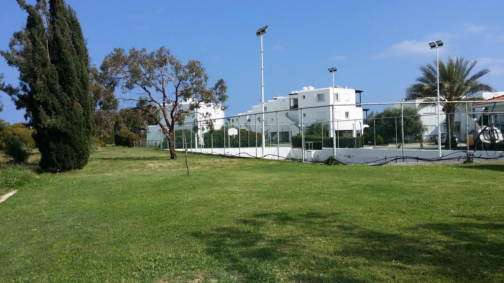 Yialos Holiday Apartments Perivólia Kültér fotó