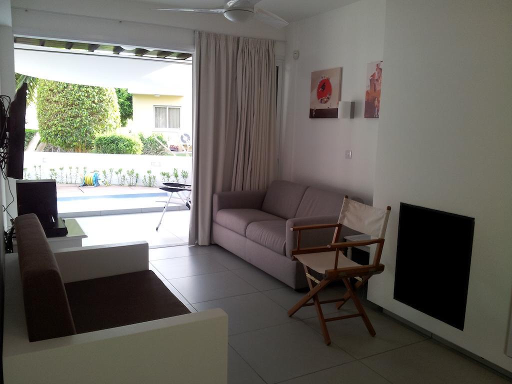 Yialos Holiday Apartments Perivólia Szoba fotó