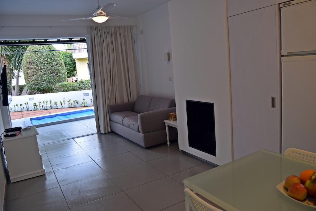 Yialos Holiday Apartments Perivólia Kültér fotó